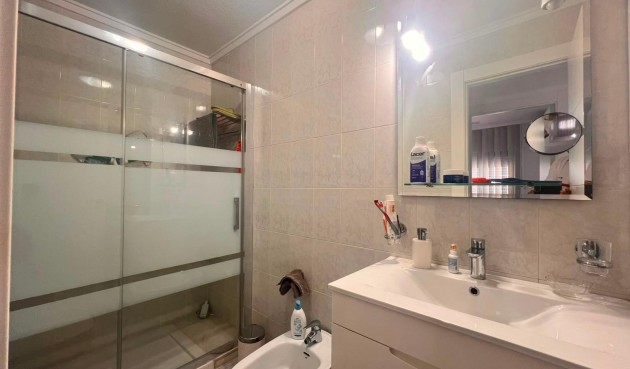 Resale - Bungalow -
Torrevieja - Torrejón