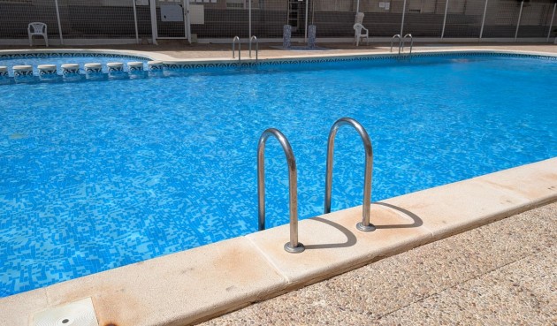 Resale - Apartment -
Torrevieja - Estacion De Autobuses