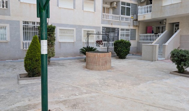 Resale - Apartment -
Torrevieja - Estacion De Autobuses