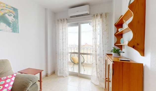 Resale - Apartment -
Torrevieja - Estacion De Autobuses