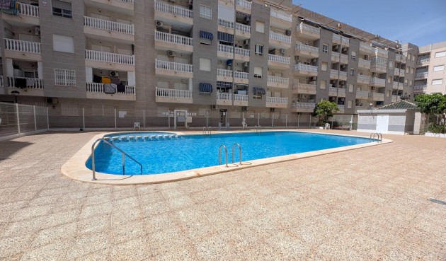 Resale - Apartment -
Torrevieja - Estacion De Autobuses