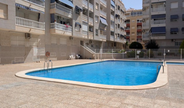 Resale - Apartment -
Torrevieja - Estacion De Autobuses