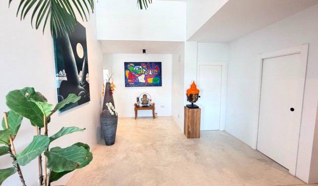Resale - Villa -
Pinoso - Inland