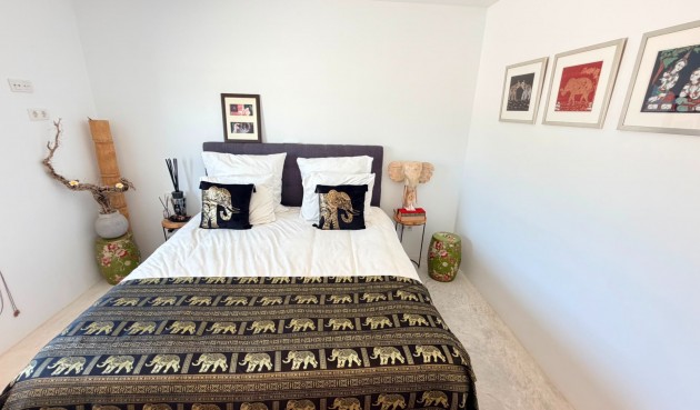 Resale - Villa -
Pinoso - Inland