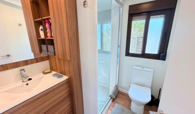 Resale - Villa -
Pinoso - Inland