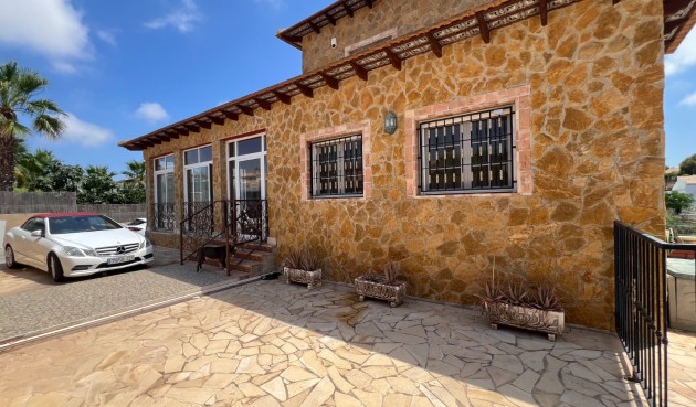 Resale - Villa -
San Fulgencio - Costa Blanca