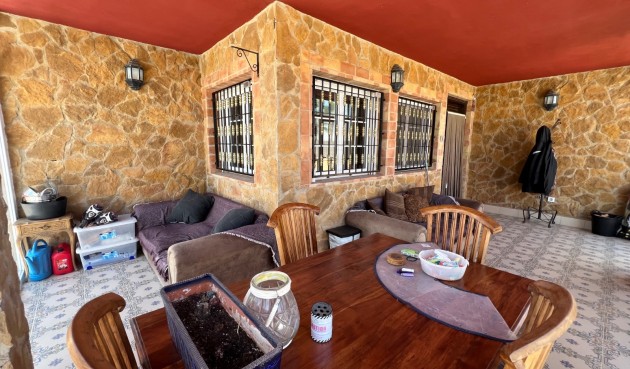 Resale - Villa -
San Fulgencio - Costa Blanca