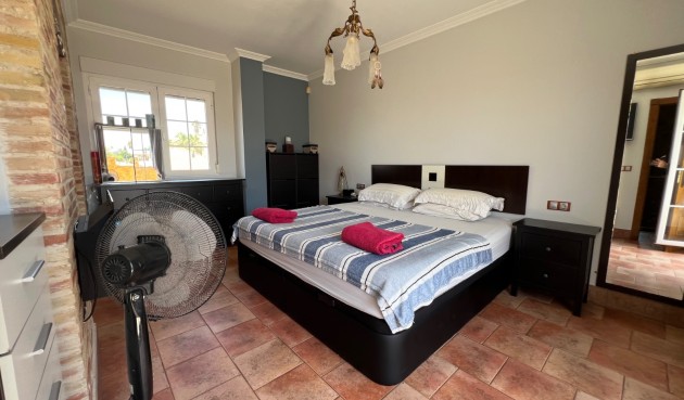 Resale - Villa -
San Fulgencio - Costa Blanca