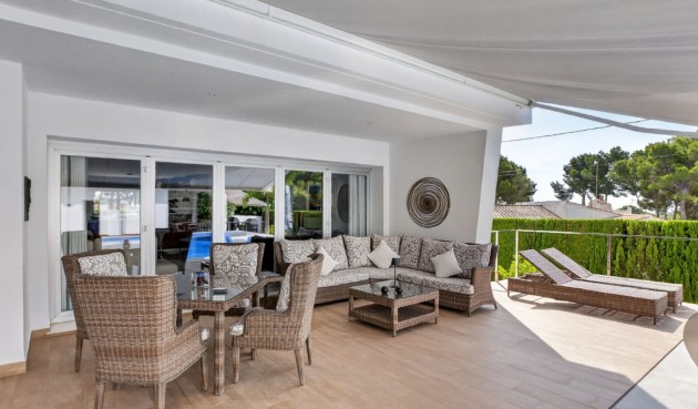 Resale - Villa -
Pinar de Campoverde - Inland