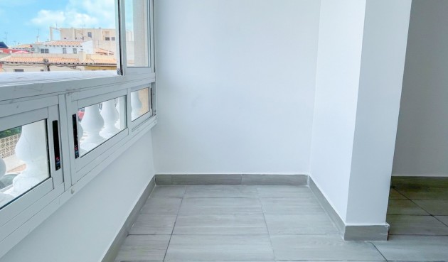 Resale - Apartment -
Torrevieja - Costa Blanca