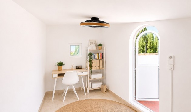 Resale - Villa -
Villamartin - Costa Blanca