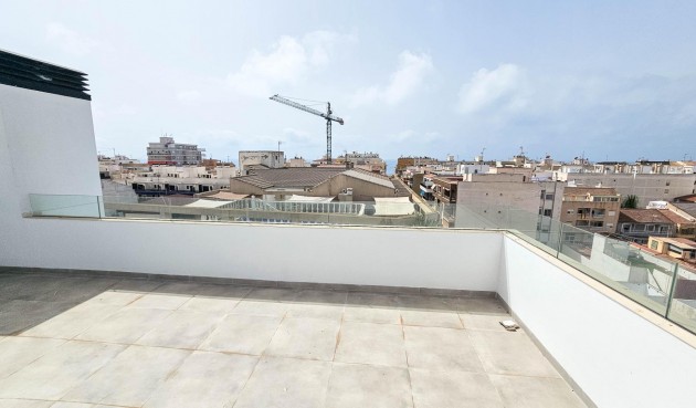 Resale - Penthouse -
Torrevieja - Paseo Maritimo