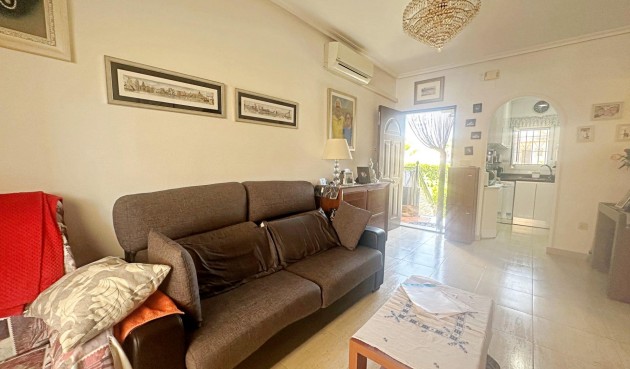 Resale - Bungalow -
Torrevieja - aguas nuevas