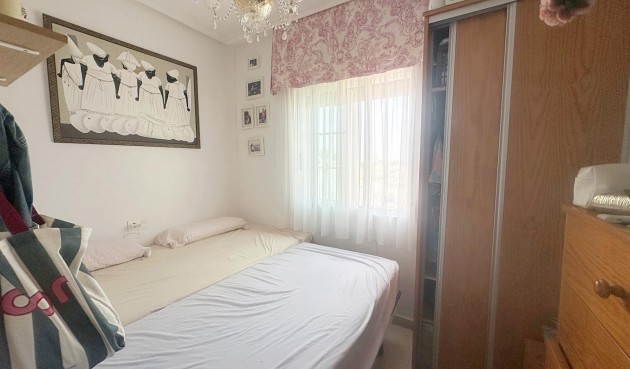 Resale - Bungalow -
Torrevieja - aguas nuevas