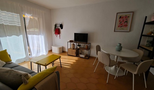 Resale - Apartment -
Cabo Roig