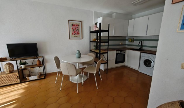Resale - Apartment -
Cabo Roig