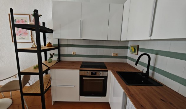 Resale - Apartment -
Cabo Roig