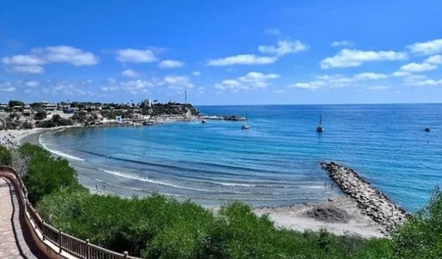 Resale - Apartment -
Cabo Roig