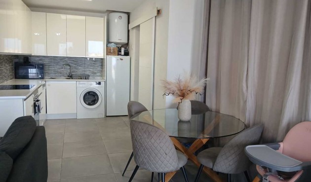 Resale - Villa -
Villamartin - Costa Blanca
