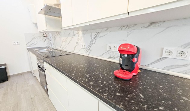 Resale - Town House -
Torrevieja - El Limonar