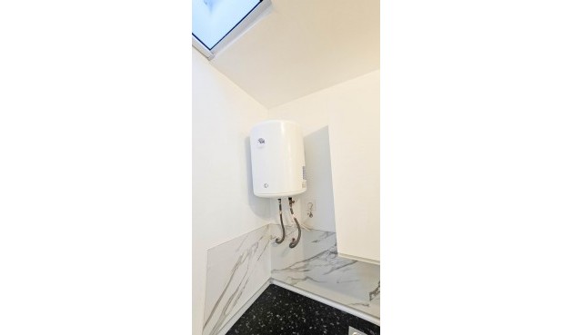 Resale - Town House -
Torrevieja - El Limonar