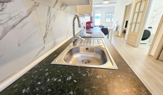 Resale - Town House -
Torrevieja - El Limonar