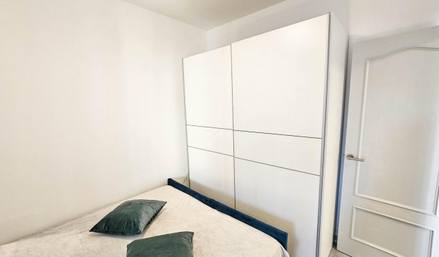 Resale - Town House -
Torrevieja - El Limonar