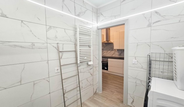 Resale - Town House -
Torrevieja - El Limonar