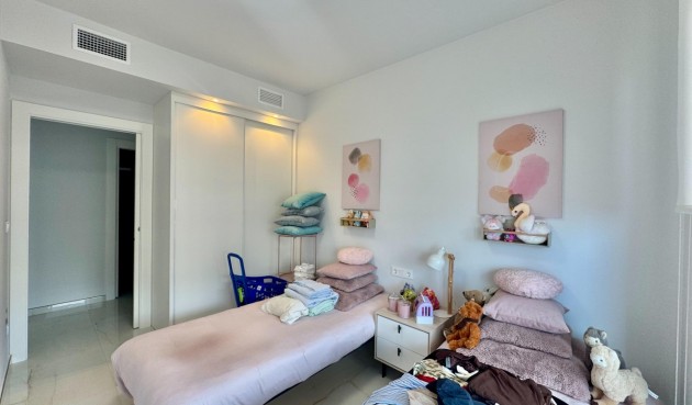 Resale - Apartment -
Orihuela Costa - Punta Prima
