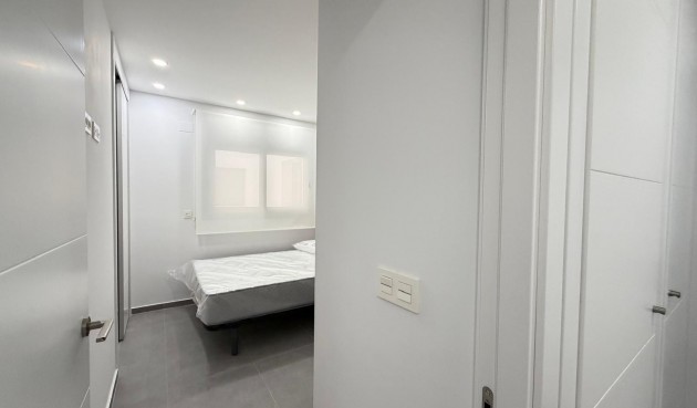 Resale - Apartment -
Torrevieja - Estacion De Autobuses
