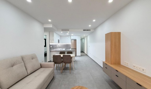 Resale - Apartment -
Torrevieja - Estacion De Autobuses