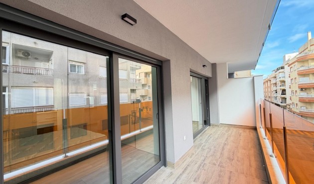 Resale - Apartment -
Torrevieja - Estacion De Autobuses