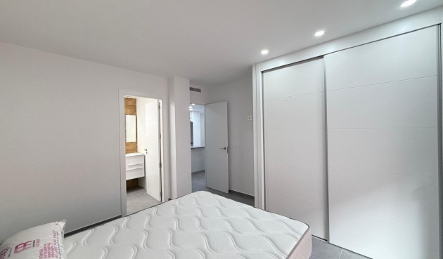 Resale - Apartment -
Torrevieja - Estacion De Autobuses