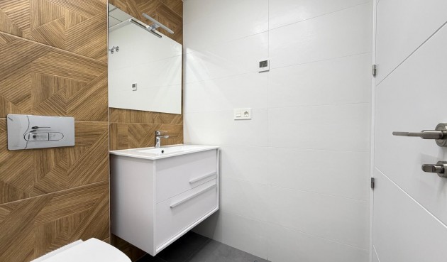Resale - Apartment -
Torrevieja - Estacion De Autobuses