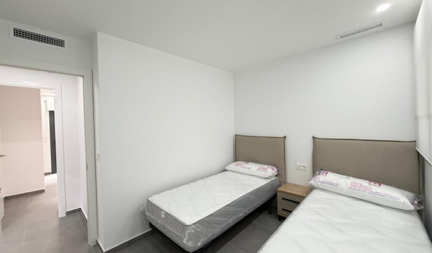 Resale - Apartment -
Torrevieja - Estacion De Autobuses