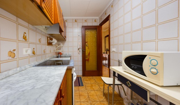 Resale - Apartment -
Torrevieja - Costa Blanca