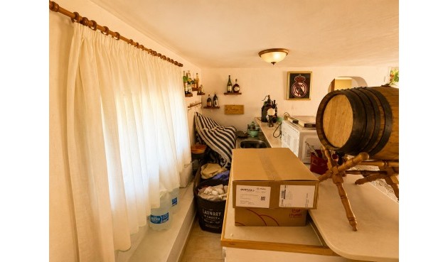 Resale - Villa -
Torrevieja - Costa Blanca