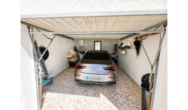 Resale - Villa -
Torrevieja - Costa Blanca