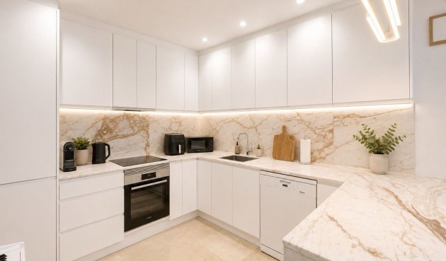 Brukt - Villa -
Villamartin - Costa Blanca