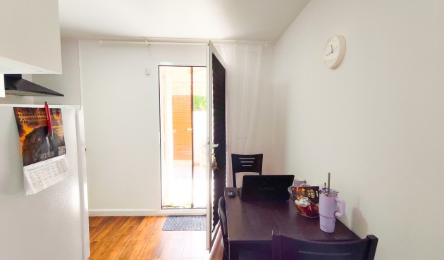 Resale - Bungalow -
Torrevieja - Costa Blanca