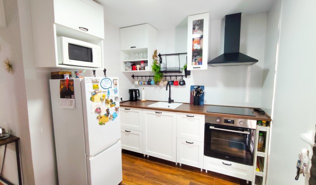 Resale - Bungalow -
Torrevieja - Costa Blanca