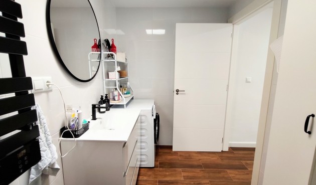 Resale - Bungalow -
Torrevieja - Costa Blanca