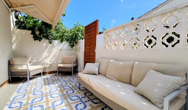 Resale - Bungalow -
Torrevieja - Costa Blanca