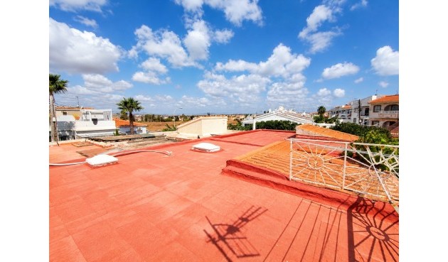 Resale - Bungalow -
Torrevieja - Costa Blanca