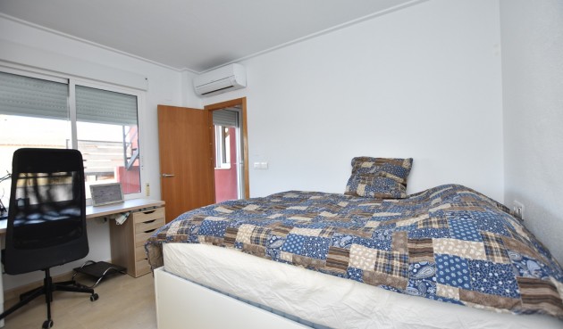 Resale - Villa -
Algorfa - Inland