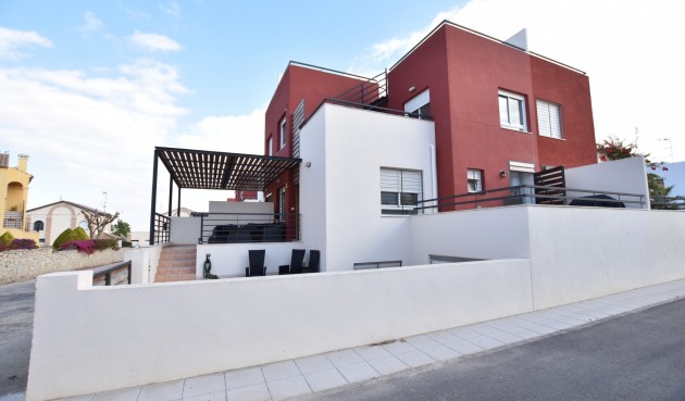 Resale - Villa -
Algorfa - Inland