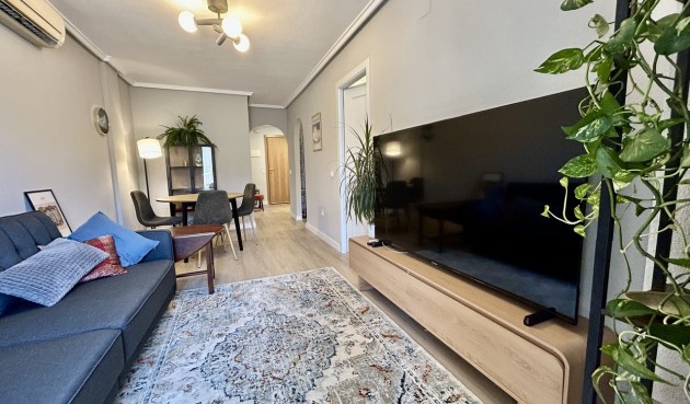 Resale - Apartment -
Torrevieja - Costa Blanca