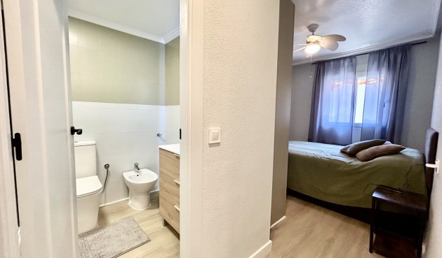 Resale - Apartment -
Torrevieja - Costa Blanca