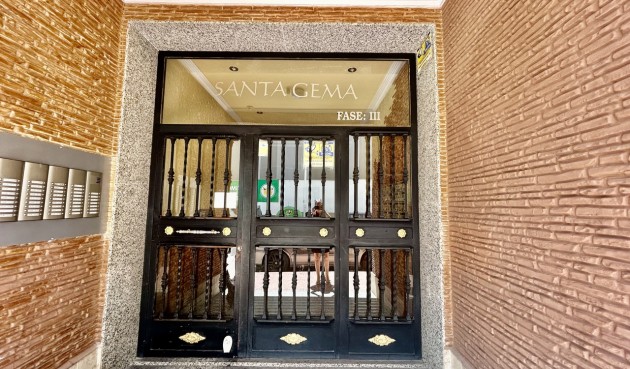 Resale - Apartment -
Torrevieja - Costa Blanca