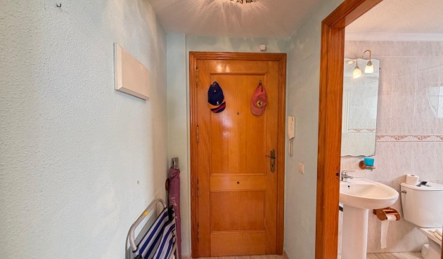 Resale - Apartment -
Torrevieja - Acequion